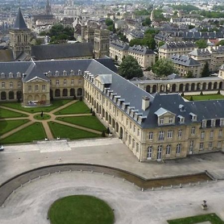 Douces Nuits Caennaises - Parking Prive Inclus, Centre Ville Luaran gambar